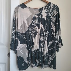 NWOT Oak + Fort Leaf Print Blouse